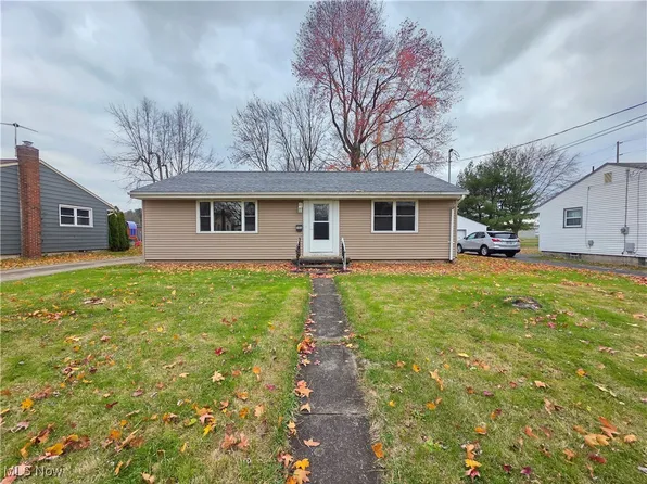 546 Grace St, Hubbard, OH 44425