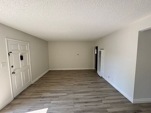 3rd image of 4230 Gentry Ave #C