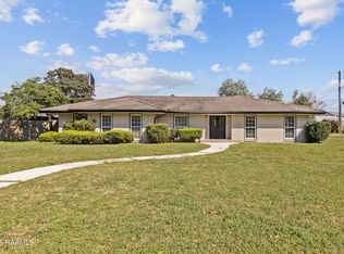 121 Beverly Dr, Lafayette, LA 70503