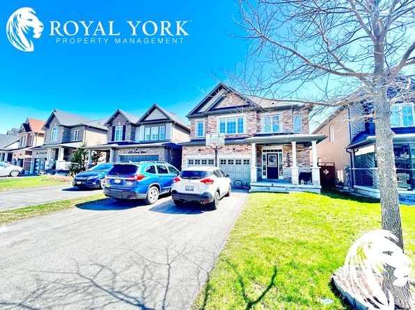 2469 Secreto Dr #2, Oshawa, ON L1L 0H6