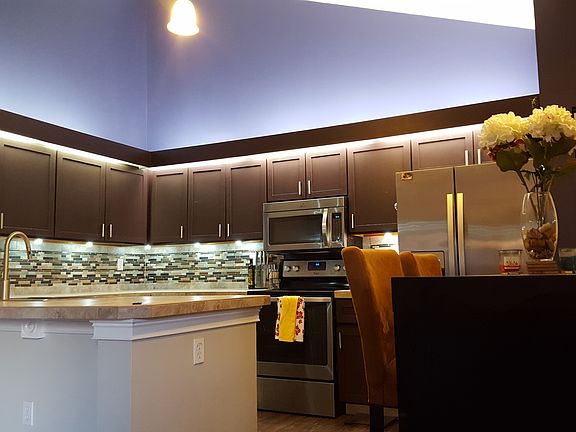 2nd image of 1221 Summit Place Cir APT C