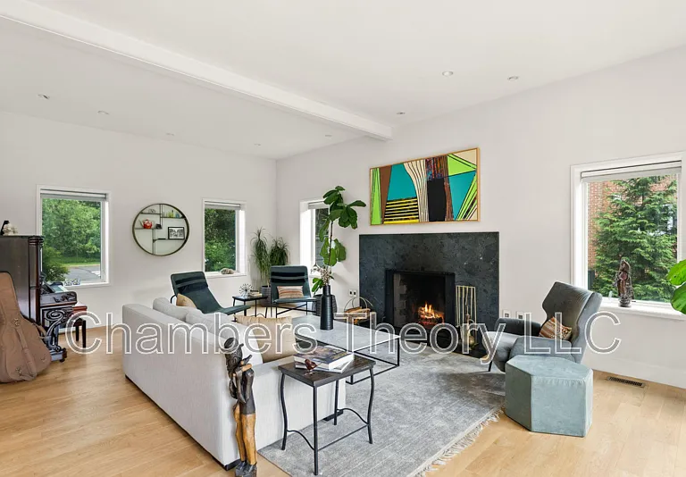 3820 Argyle Ter NW — Photo 7