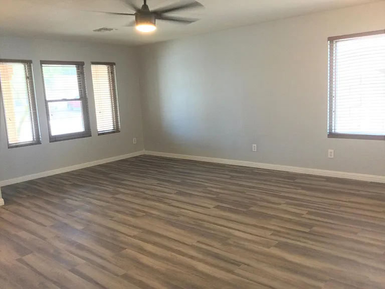 626 W Racine Loop — Photo 20