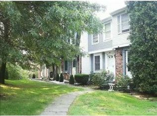 304 New World Dr, Clairton, PA 15025