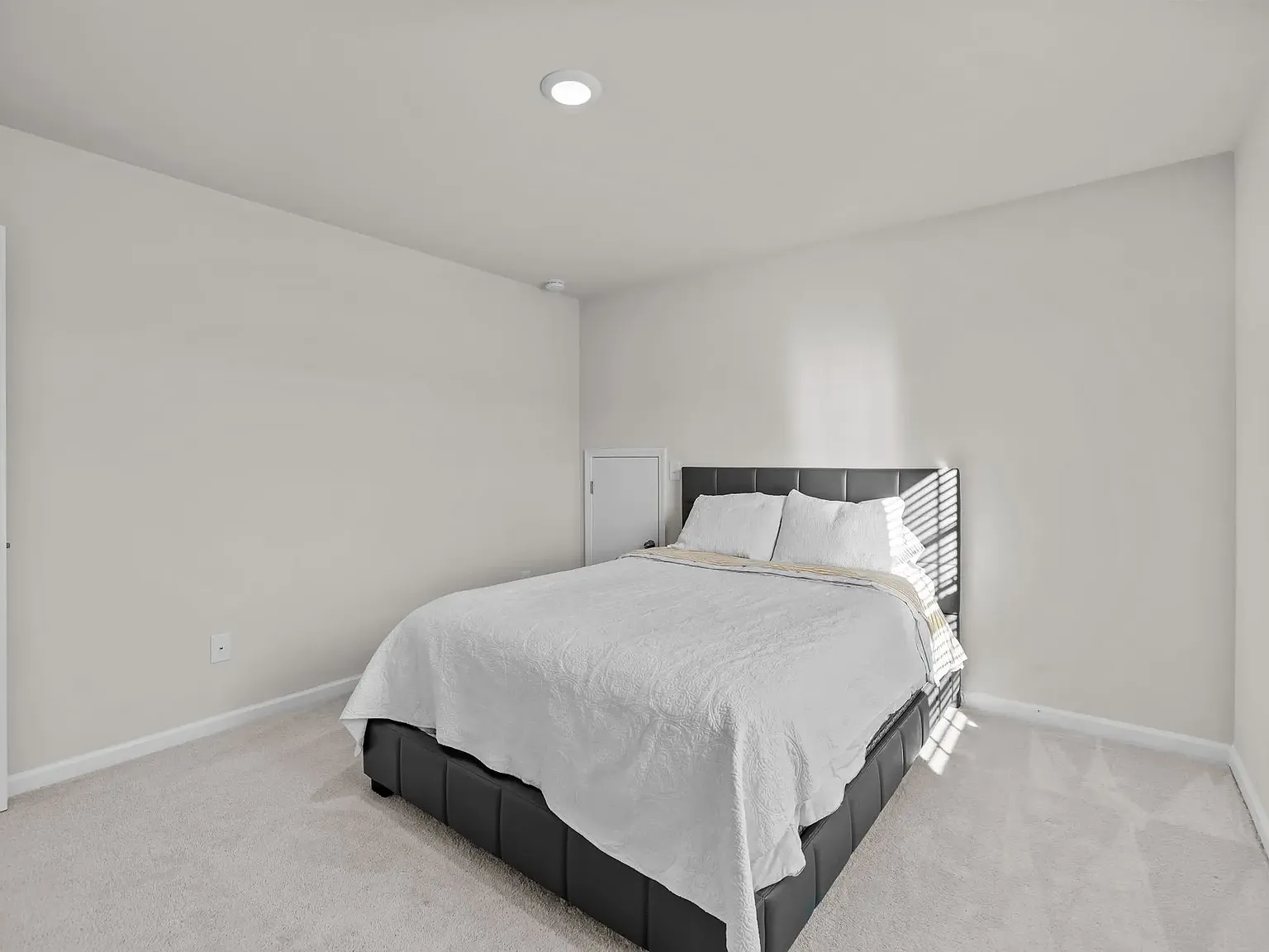 18045 Stark Way — Photo 3