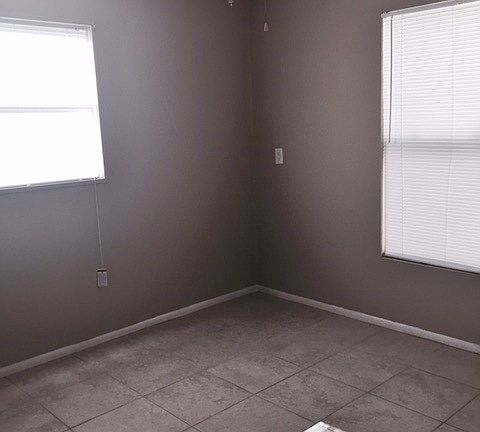 4th image of 5004 17th Ave S