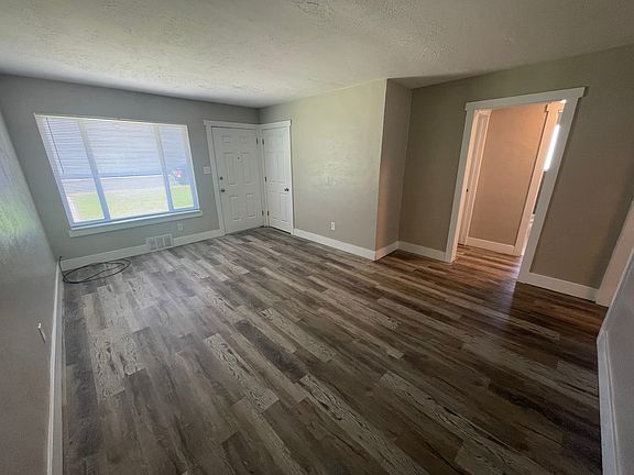2nd image of 151 E Claybourne Ave S #151