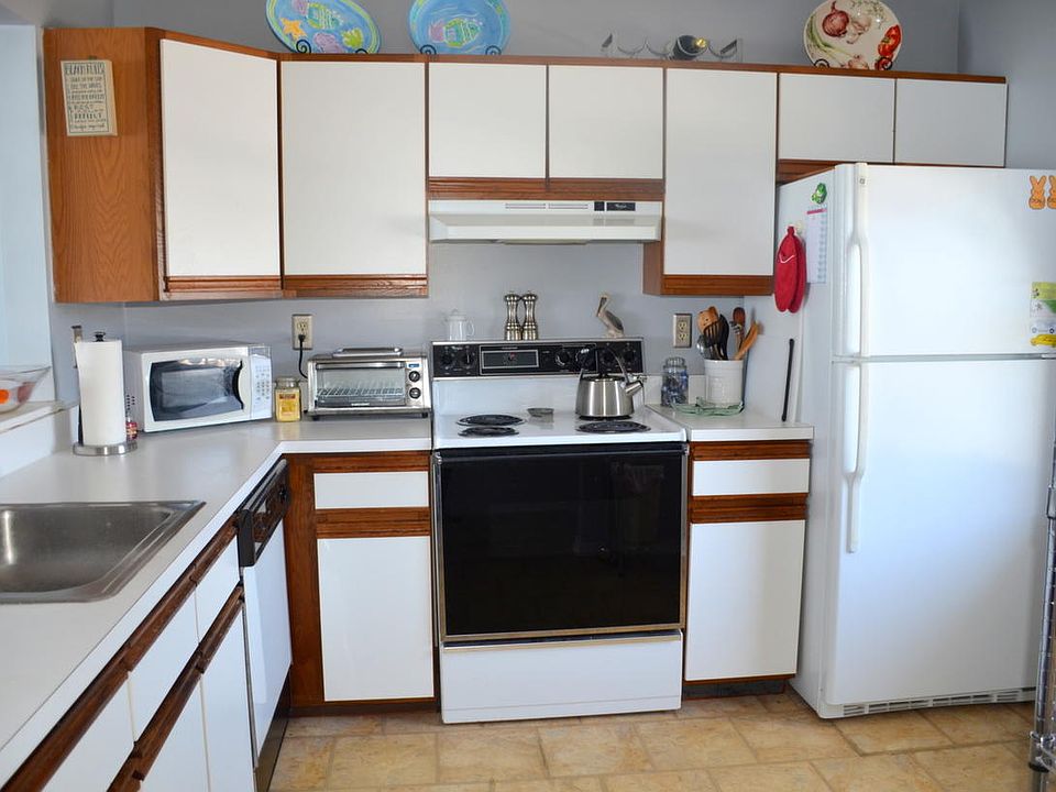 1st image of 6 Tonkin Ct #48