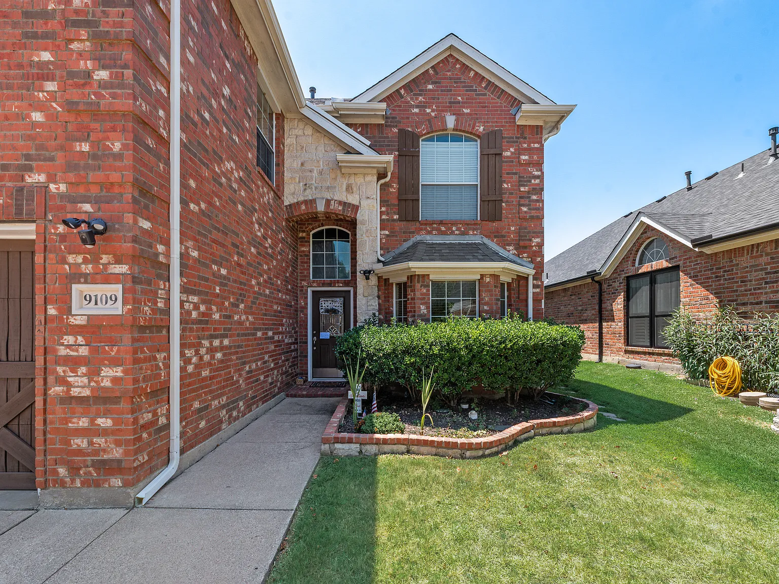 5 bed, 3.5 bath, 3127 sqft, $3,500 — Photo 4