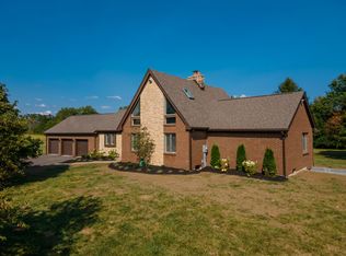 3600 Walker Rd, Hilliard, OH 43026