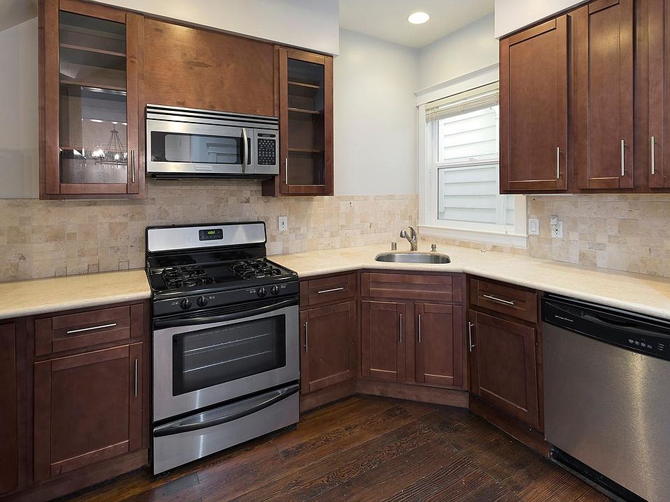 1st image of 758 6th Ave #1