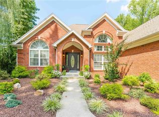 1208 W Dogwood Dr, Scottsburg, IN 47170