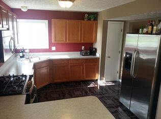 1007 Radbourne Dr, Columbus, OH 43207