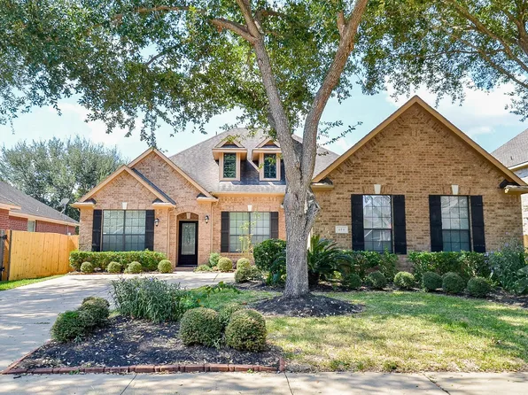 614 Coggins Point Way, Sugar Land, TX 77479