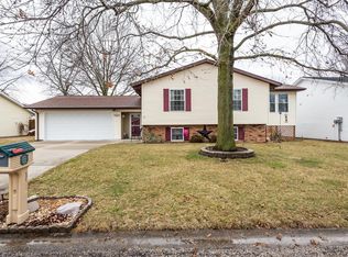 210 Peach Ln, New Baden, IL