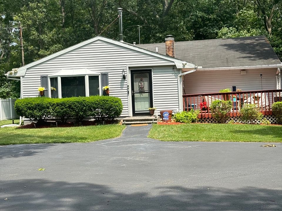 1st image of 180 Auborn Ave #2