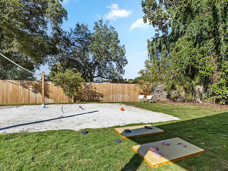 4320 Catherine St — Photo 39