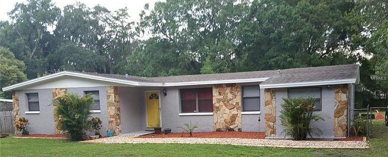 1st image of 8128 N Packwood Ave