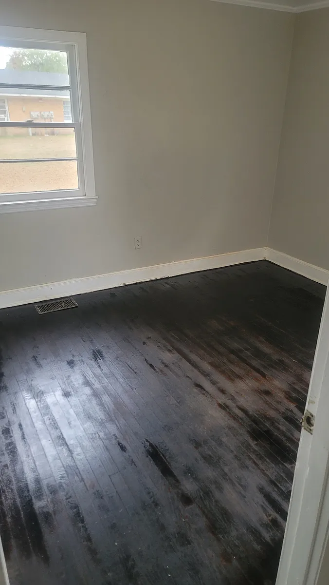 Building Photo - 1592 Eureka Ave #1