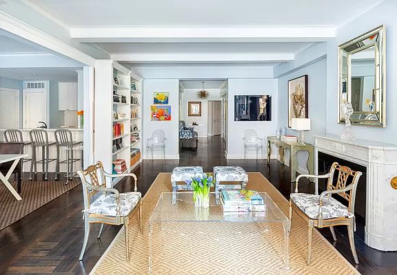 3rd image of 136 E 64th St APT 2D
