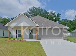 22871 Balsam Dr, Denham Springs, LA 70726