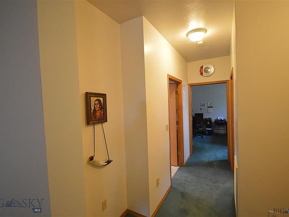 5th image of 3610 Broadwater St #116
