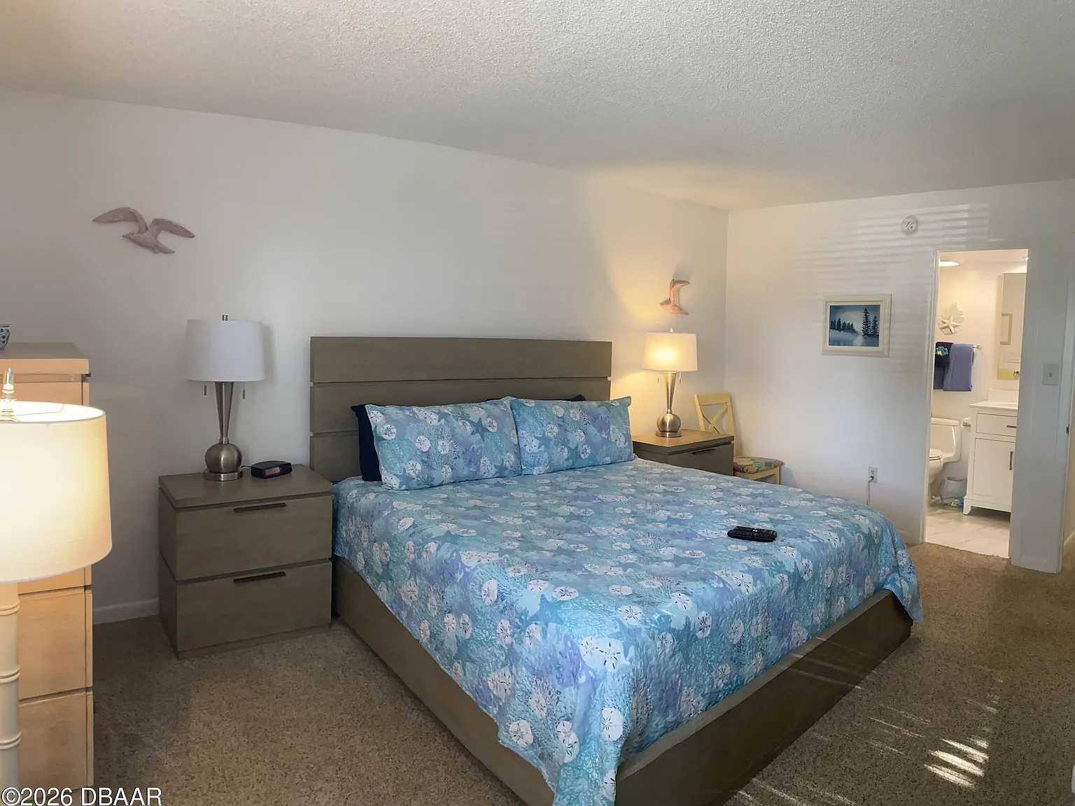 2 bed, 2.0 bath, 1080 sqft, $4,050 — Photo 4