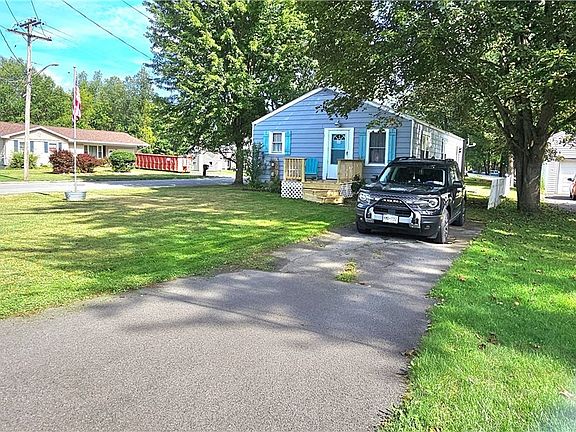 3rd image of 420 Hamilton St