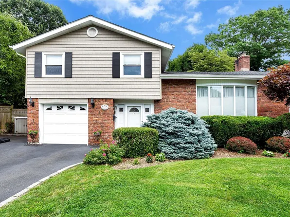 36 Harwood Drive E, Glen Cove, NY 11542