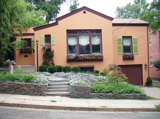 1125 16th St S, Arlington, VA 22202