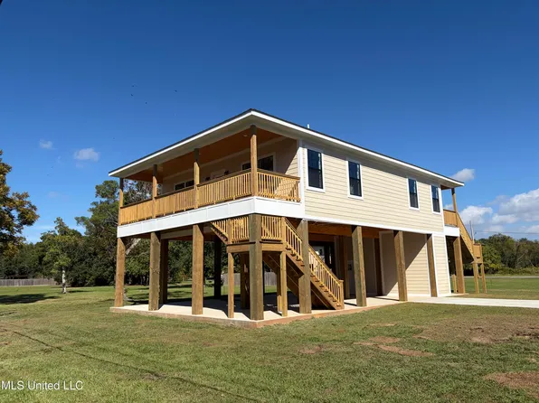 800 12th St, Pascagoula, MS 39567