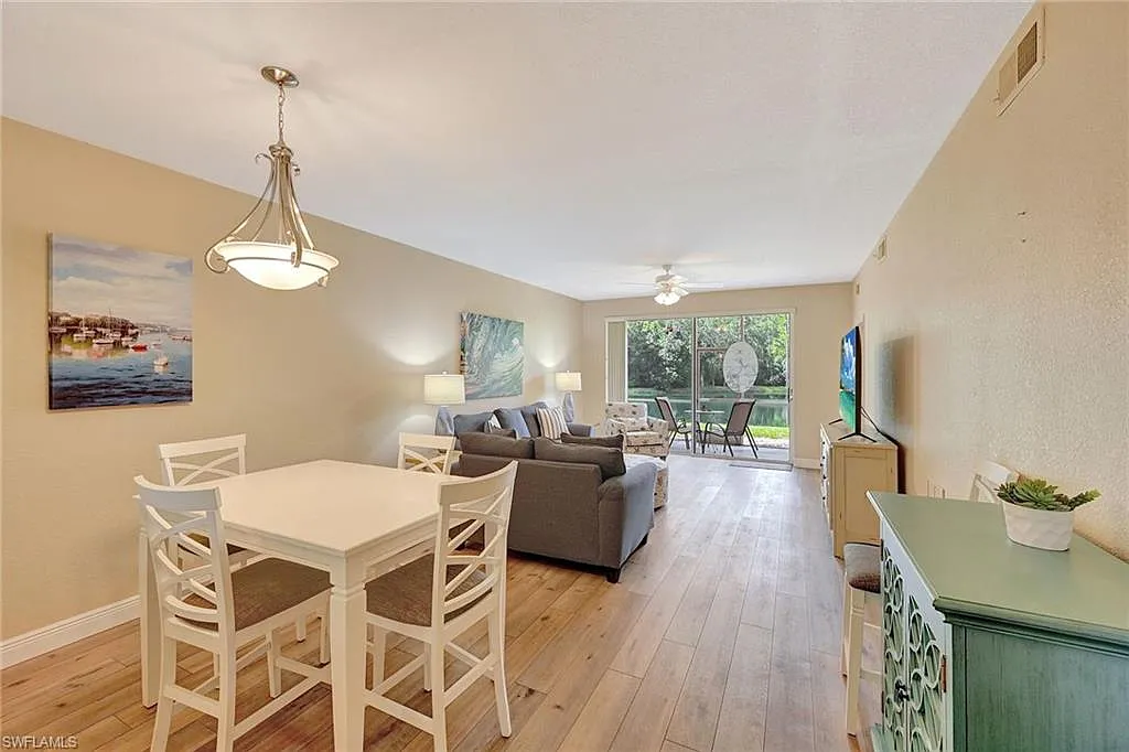 3245 Cypress Glen Way — Photo 4