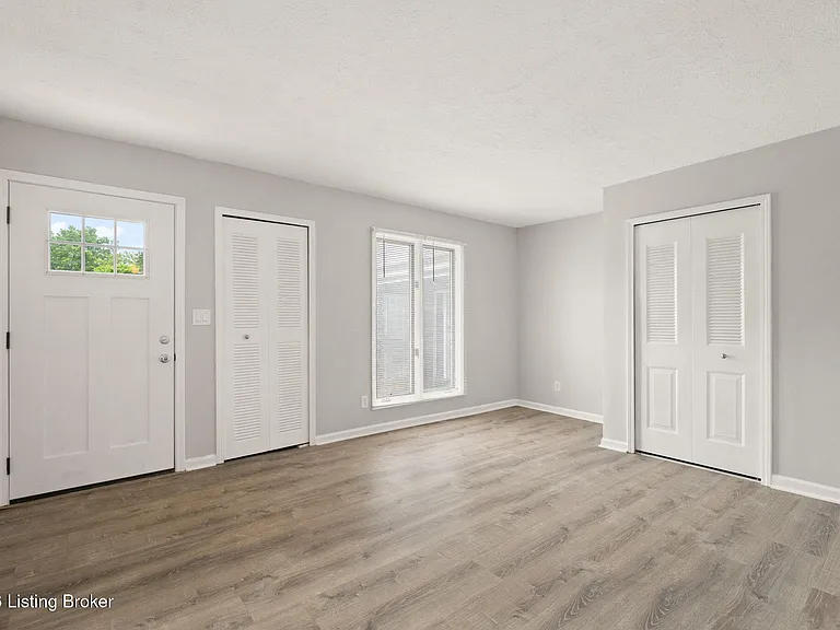 3509 Tabor Ct #6 — Photo 4