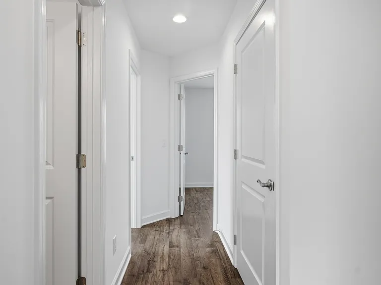 1053 Balsam Ln — Photo 22