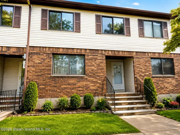219 Katan Ave #A, Staten Island, NY 10308