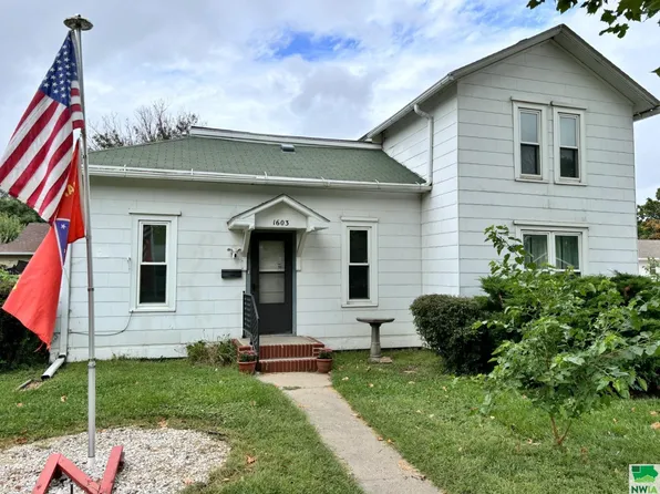 1603 2nd Ave, South Sioux City, NE 68776