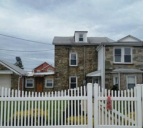 2nd image of 1311 Times Ave