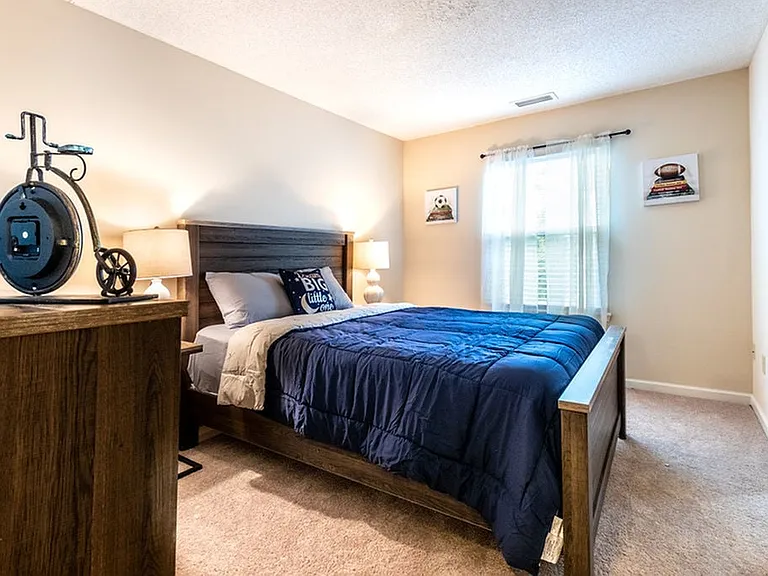 Windsong Place Apartments — Photo 115