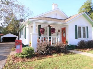 37 Carey St, Elberton, GA 30635