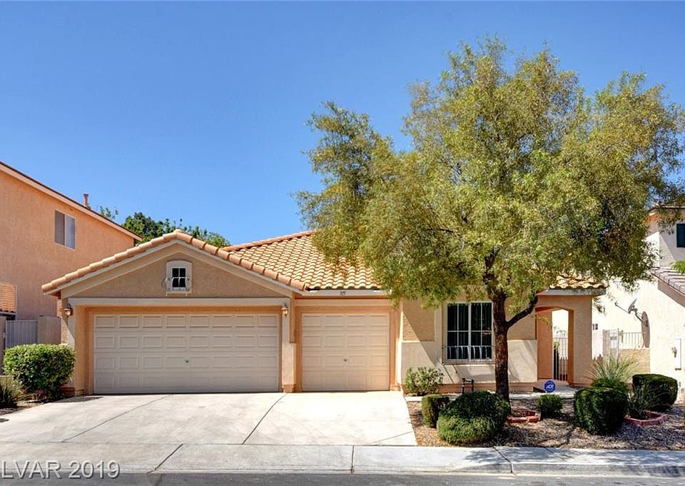 1st image of 315 New River Cir