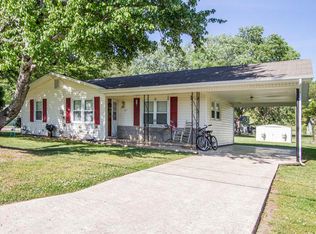 3201 Cook St, Pigeon Forge, TN 37863