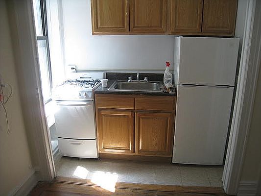 2nd image of 5869 43rd Ave APT 1