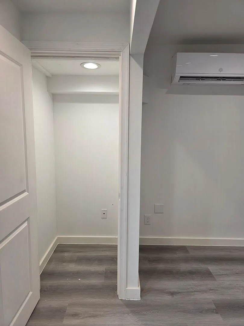Brand-New Studio Apartment in the Heart of Queen Village — Photo 1