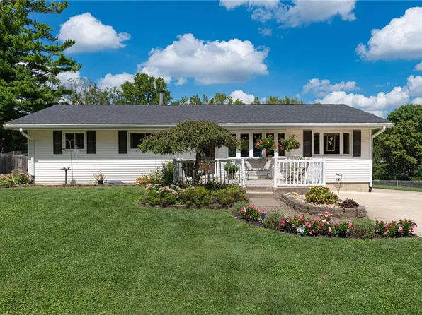 3588 Roselawn Dr, Dayton, OH 45430