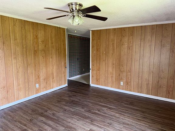 4th image of 510 Riverside Dr
