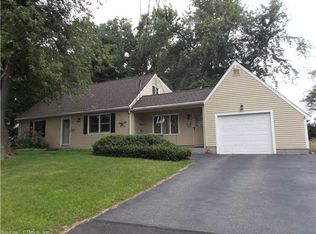 18 Standish St, Enfield, CT 06082