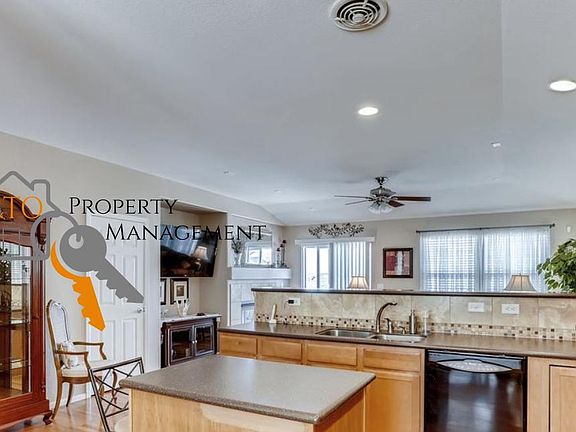 Kitchen looking into Livingroom