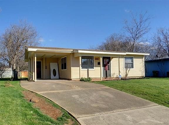 3rd image of 2806 Ash Park Dr