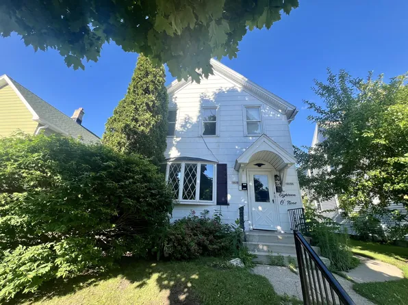 1809A S 14th St, Sheboygan, WI 53081