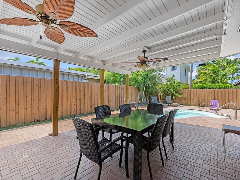 3211 Seaward Dr — Photo 22